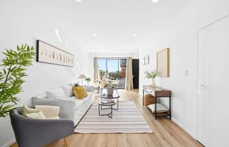 1/233 Great North Road, Henderson
