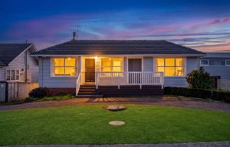 7 Gregory Place, Hillsborough