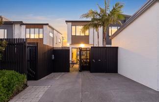 4/7 Scott Road, Hobsonville