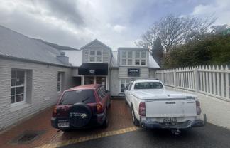 Ground floor office in Central Arrowtown