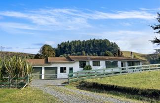 10003 State Highway One, Taihape and Surrounds