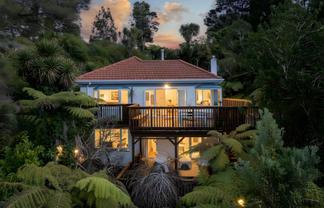 326 Titirangi Road, Titirangi