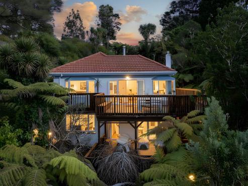 326 Titirangi Road, Titirangi