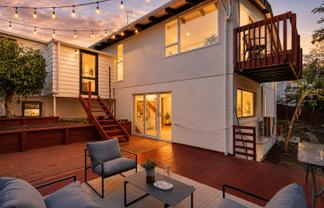 2/13 Scarlock Avenue, Browns Bay
