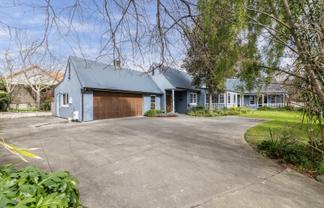 8/19 Arataki Road, Havelock North