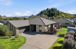 10 Conniston Way, Pyes Pa
