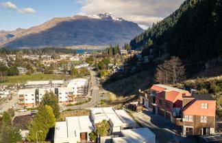 8A Kiely Lane, Queenstown Central