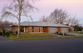 6 Woodhurst Drive, Styx