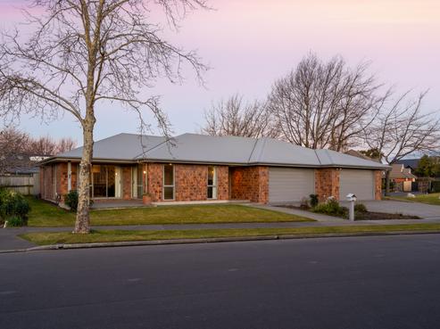 6 Woodhurst Drive, Casebrook