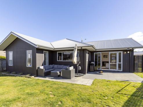 25 Lochaber Drive, Nukuhau