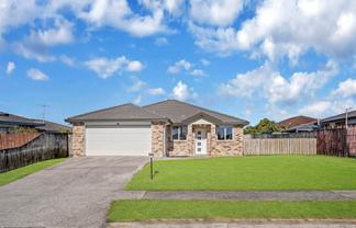 104 Naylors Drive, Mangere