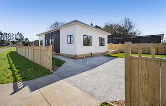 8 Horoeka Street, Inglewood