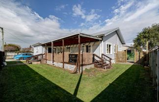 Manawatu / Whanganui - Address withheld