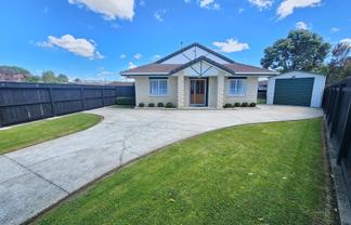 24 Willowstream Grove, Cloverlea