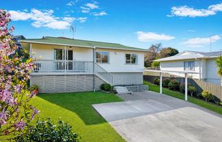42 Trias Road, Totara Vale