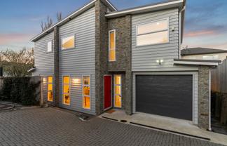 62A Vandeleur Avenue, Birkdale