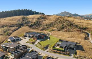16 Akitu Rise, Wanaka
