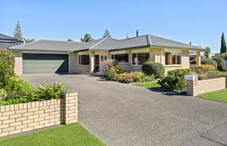 40 Settlers Grove, Orewa