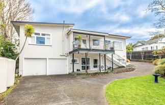 20 Great North Road, Saint Johns Hill