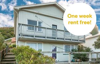 a/126 Eden Street, Island Bay