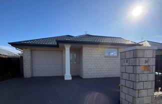 B/1 Staffordshire Street, Burwood