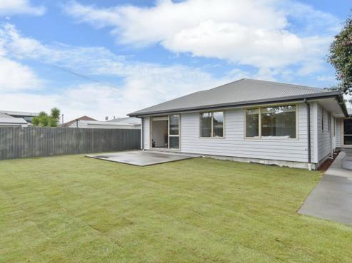 95 Gayhurst Road, Dallington