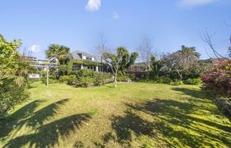 95 and 97 Beach Road, Otumoetai