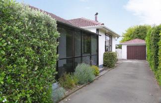 52 Dunedin Street, Redwood