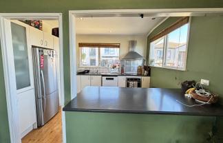 12 Lewis Road, Pakuranga