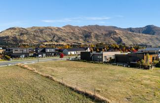 23 Deans Drive, Wanaka