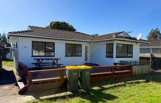21 Silverstone Place, Henderson