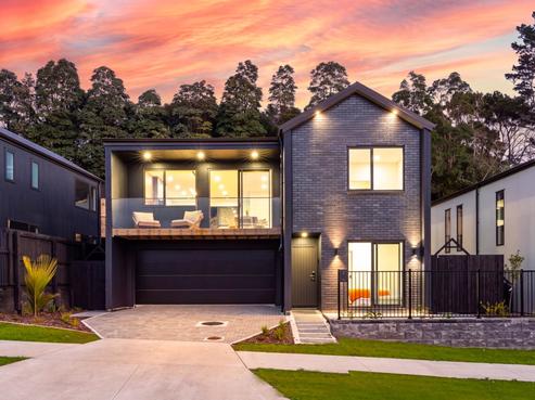 242F West Hoe Heights, Orewa