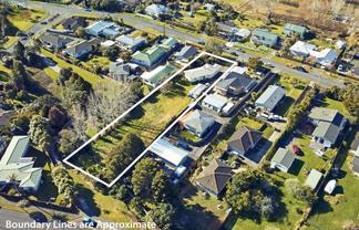 71 Awaroa Road, Helensville