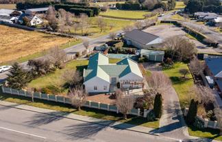 1 Farm Road, Allenton