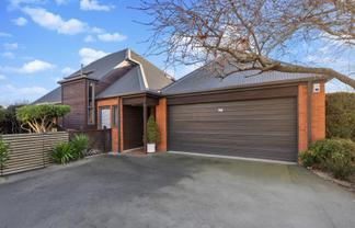 2/433 Memorial Ave, Burnside