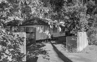 2 Links Road, New Lynn