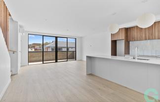 4/37 Bay Street, Red Beach