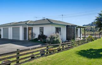 4/12 Miro Street, Helensville