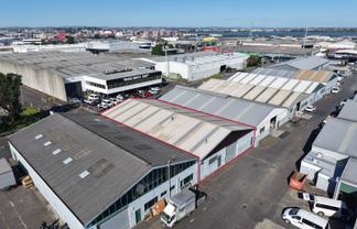 Drive-around warehouse with dual access