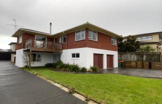38 Sea Spray Drive, Bucklands Beach