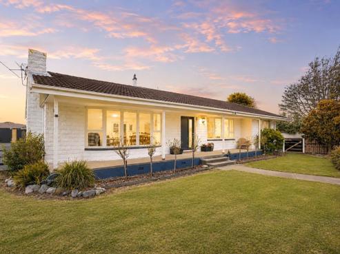 8 Gibbs Drive, Woodend