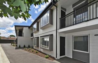 3/153 Hastings Street East, Waltham