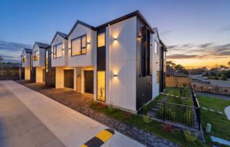 31 Booralee Avenue, Botany Downs