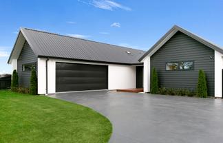 12 Jag Way, Tinwald