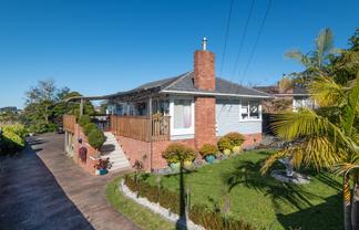 210 Methuen Road, New Windsor