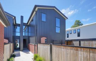 8 Academy Courts, Ilam