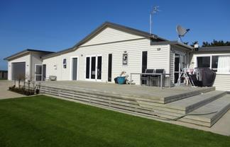 48 McAlpine Road, Hawera