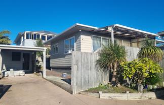 97A Beachlands Road, Beachlands