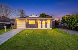2/9 Wood Street, Papakura