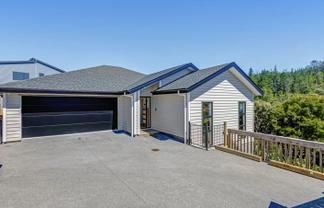 63 Pacific Heights Road, Orewa